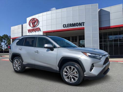 2022 Toyota RAV4 XLE Premium