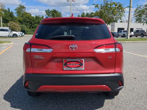 2022 Toyota Corolla Cross LE