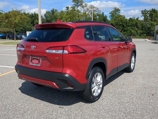 2022 Toyota Corolla Cross LE