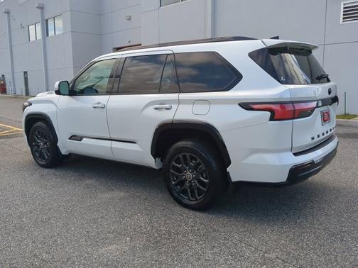 2023 Toyota Sequoia Platinum