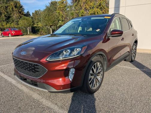 2021 Ford Escape Titanium Hybrid