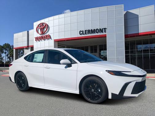 2026 Toyota Camry SE