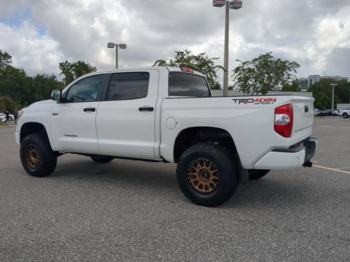 2018 Toyota Tundra SR5