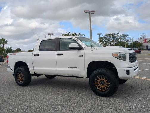 2018 Toyota Tundra SR5