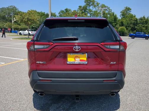 2020 Toyota RAV4 XLE