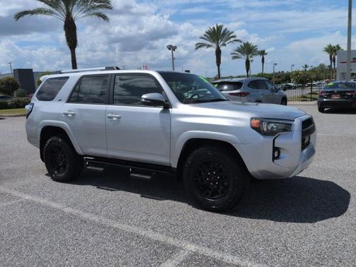 Classic Silver Metallic 2022 Toyota 4Runner SR5 Premium