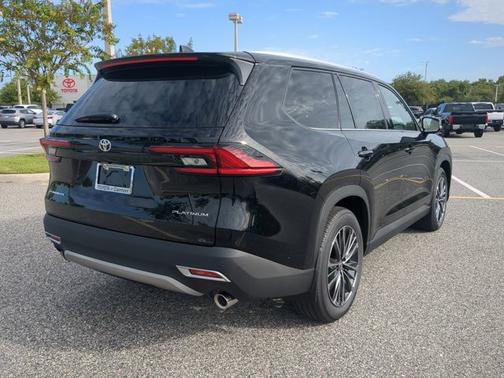 2025 Toyota Grand Highlander Hybrid MAX Platinum