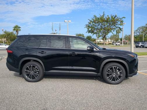 2025 Toyota Grand Highlander Hybrid MAX Platinum