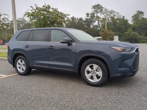 2026 Toyota Grand Highlander LE