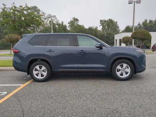 2026 Toyota Grand Highlander LE