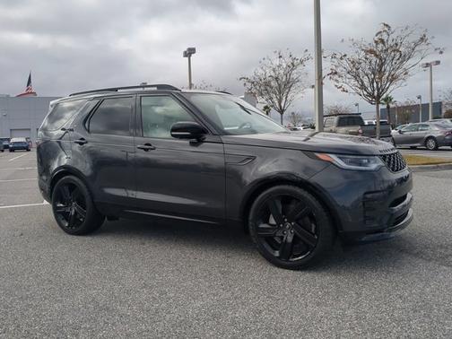 2023 Land Rover Discovery S R-Dynamic