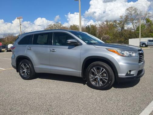 2016 Toyota Highlander XLE