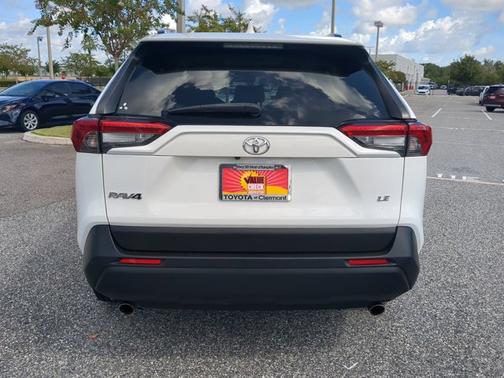 2019 Toyota RAV4 LE