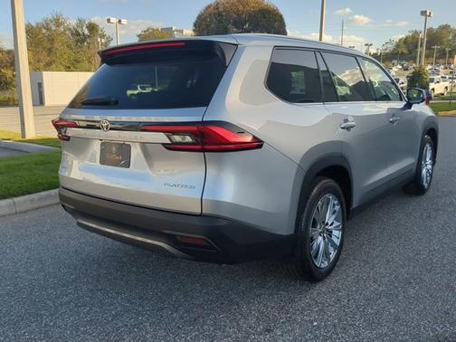 2024 Toyota Grand Highlander Platinum