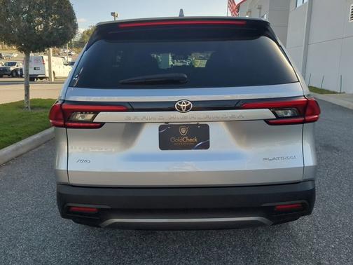 2024 Toyota Grand Highlander Platinum