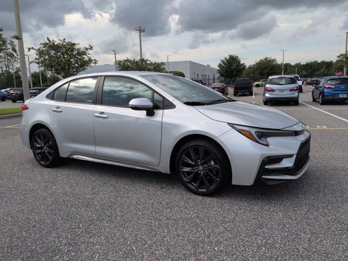 Classic Silver Metallic 2026 Toyota Corolla SE