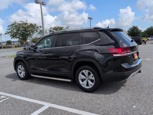 Black 2019 Volkswagen Atlas 3.6L V6 SE