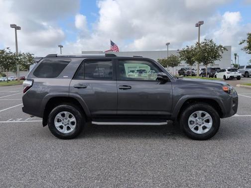 Magnetic Gray Metallic 2020 Toyota 4Runner SR5 Premium