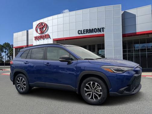 2025 Toyota Corolla Cross Hybrid SE