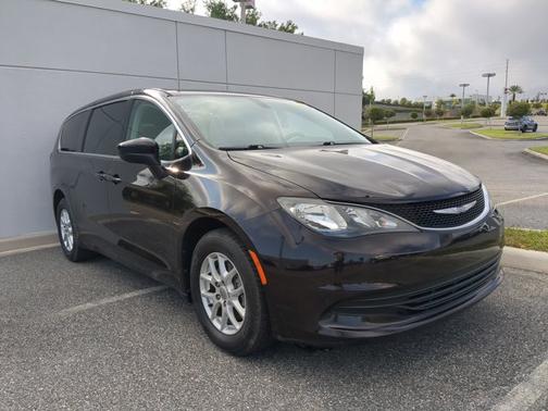 2017 Chrysler Pacifica Touring