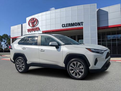 2023 Toyota RAV4 XLE Premium