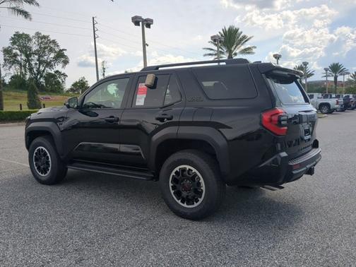 2025 Toyota 4Runner TRD Off Road