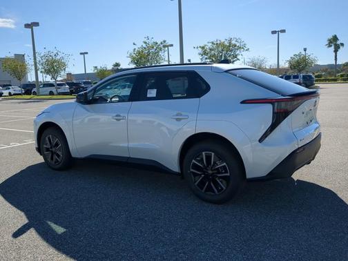 2026 Toyota bZ XLE Plus