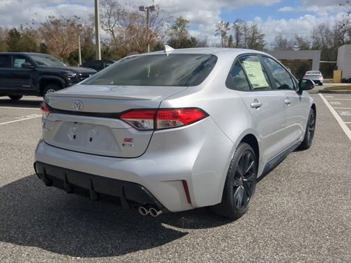 2026 Toyota Corolla Hybrid SE