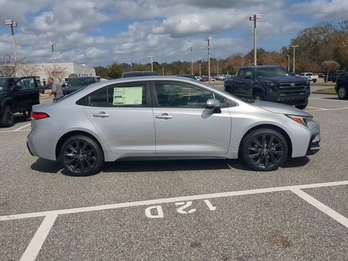 2026 Toyota Corolla Hybrid SE