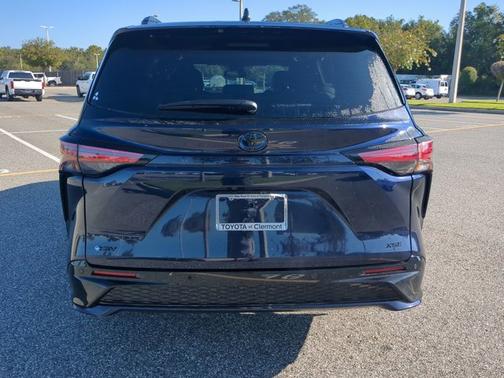 2025 Toyota Sienna XSE