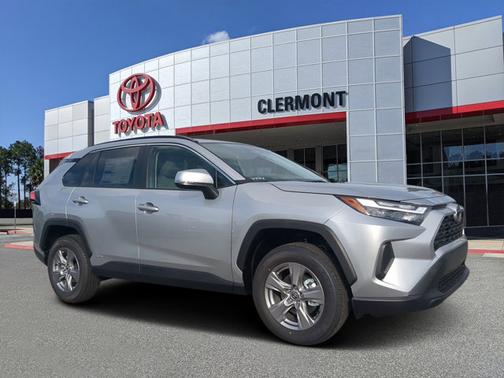 2025 Toyota RAV4 Hybrid XLE