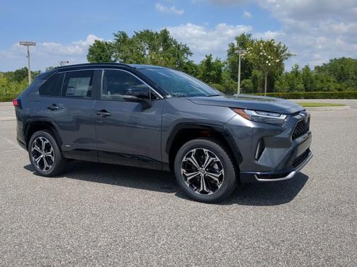 2025 Toyota RAV4 Plug-In Hybrid XSE