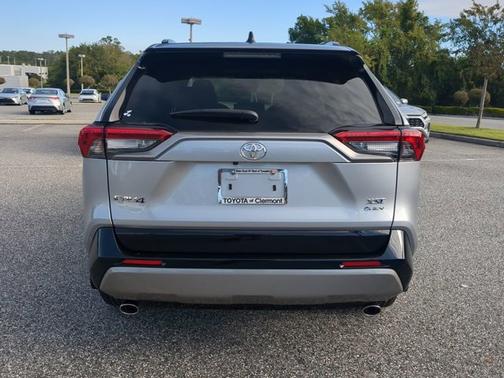 2025 Toyota RAV4 Hybrid XSE