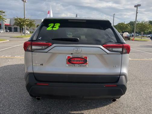 2023 Toyota RAV4 LE