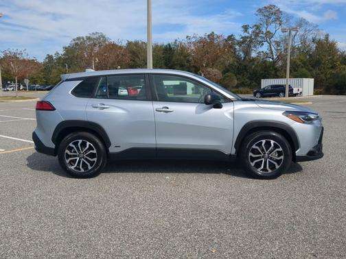 2023 Toyota Corolla Cross Hybrid S