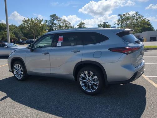 2025 Toyota Highlander Limited