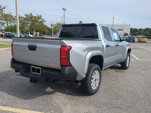 2025 Toyota Tacoma SR