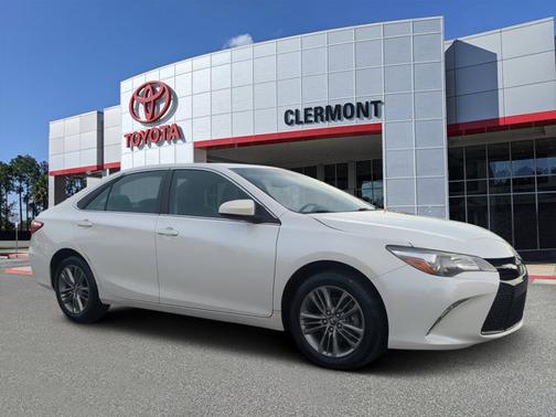 2017 Toyota Camry SE