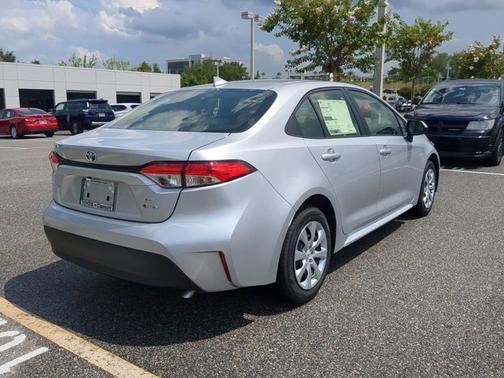 2025 Toyota Corolla Hybrid LE
