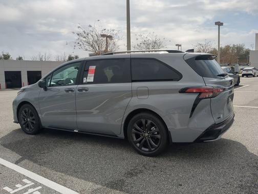 2026 Toyota Sienna XSE