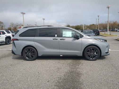 2026 Toyota Sienna XSE