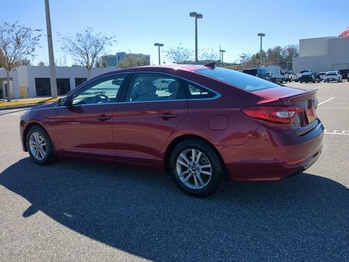2016 Hyundai SONATA SE