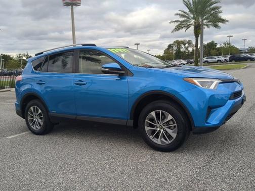 2018 Toyota RAV4 Hybrid LE