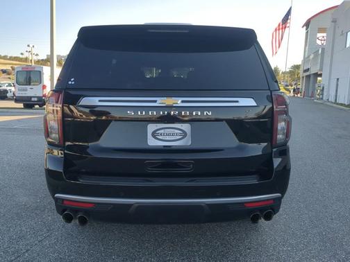 2023 Chevrolet Suburban High Country