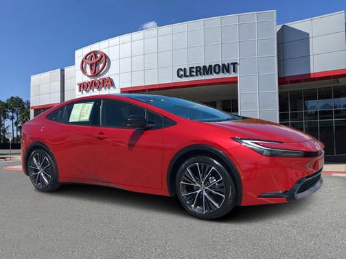 2024 Toyota Prius XLE