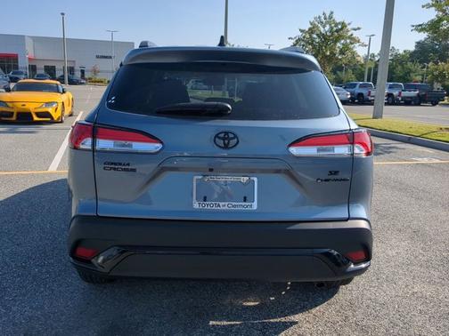 2025 Toyota Corolla Cross Hybrid SE