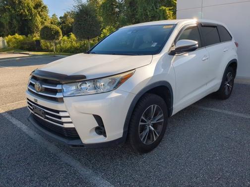2018 Toyota Highlander LE