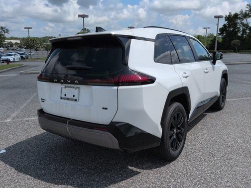 Ice 2026 Toyota RAV4 Plug-In Hybrid SE