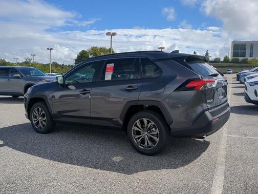 2025 Toyota RAV4 Hybrid XLE Premium