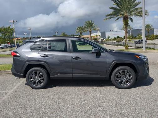 2025 Toyota RAV4 Hybrid XLE Premium